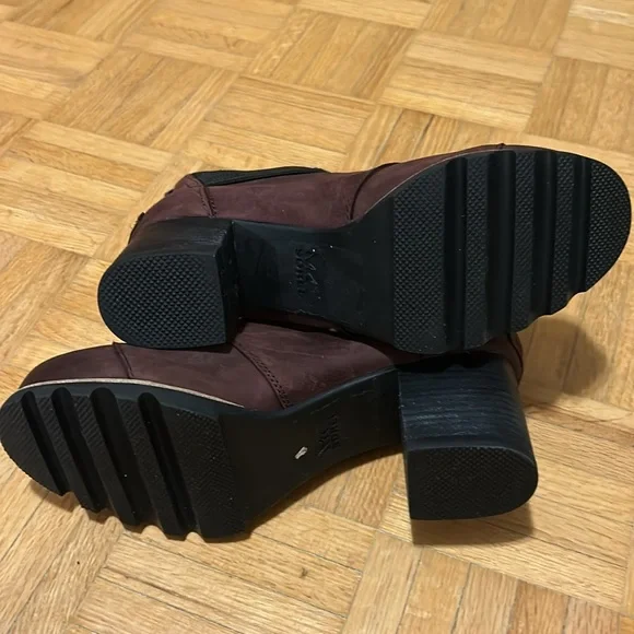 Sorel - Picture 5 of 13